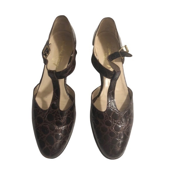Salvatore ferragamo brown crocodile leather shoes